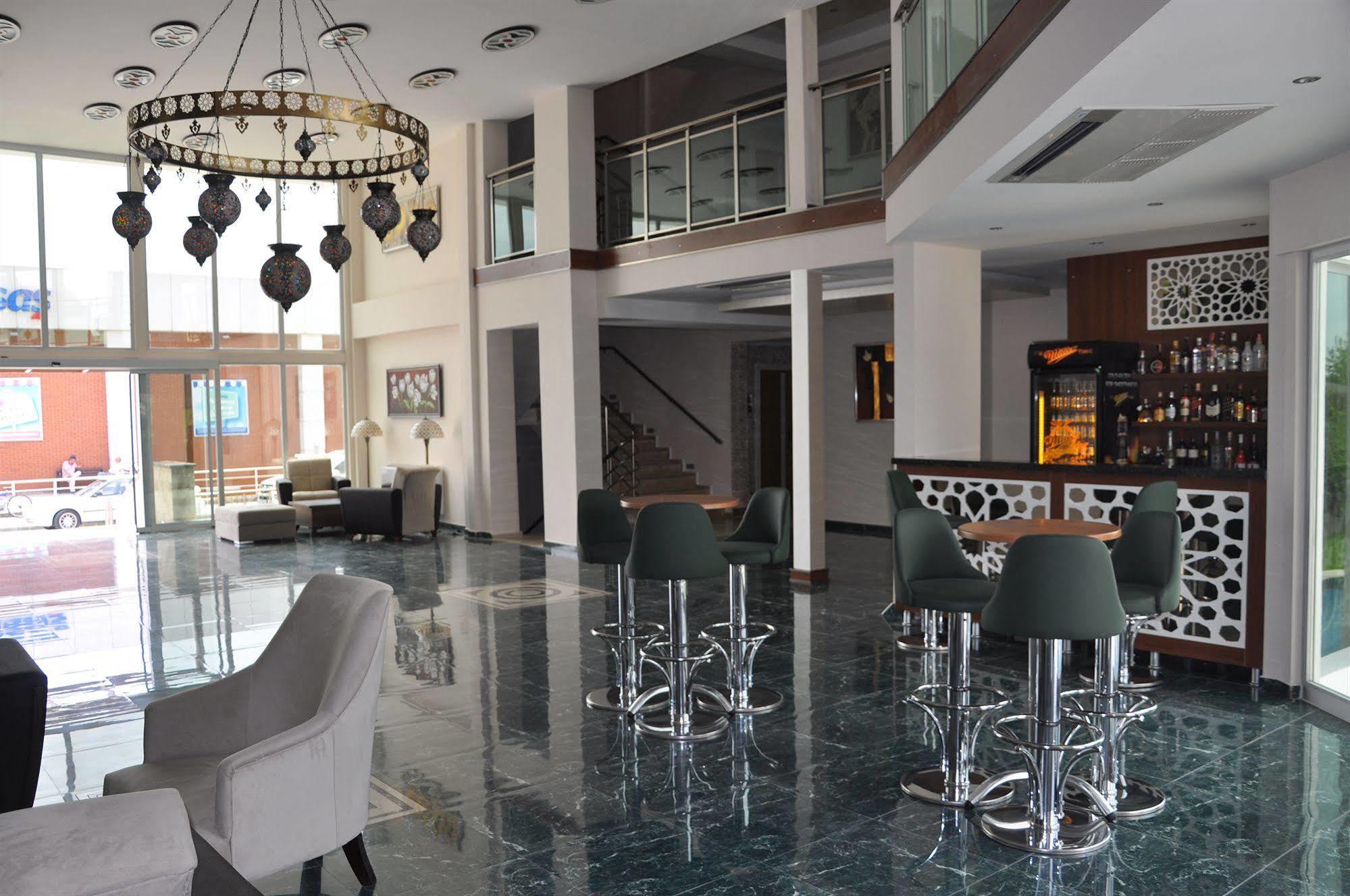 Malahit Exclusive City Hotel Фетхіє Екстер'єр фото