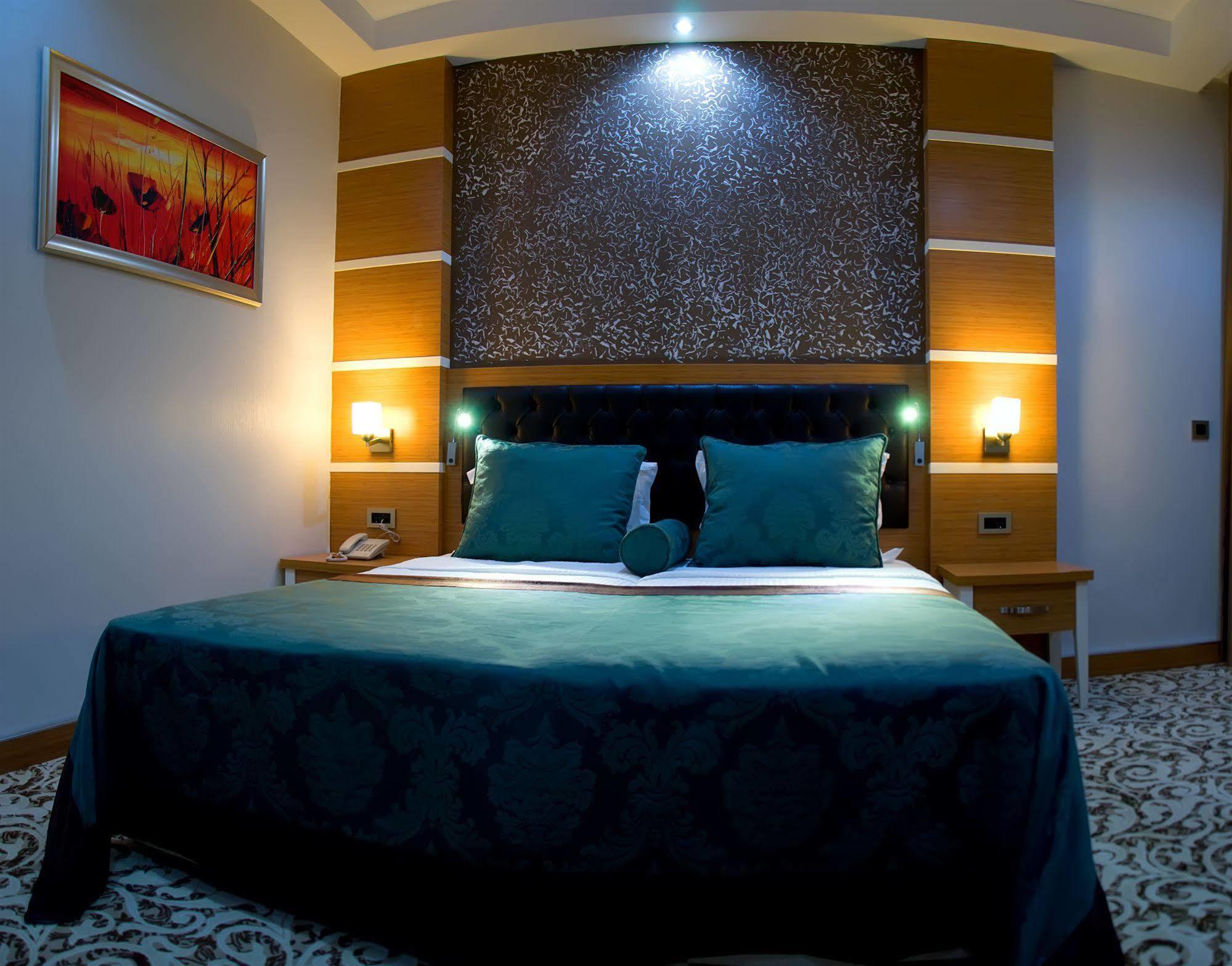 Malahit Exclusive City Hotel Фетхіє Екстер'єр фото